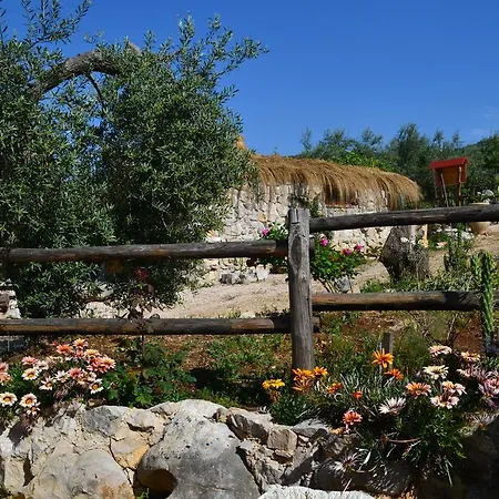 Le Capanne Di Margherita *