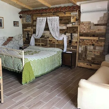 Le Capanne Di Margherita * Sonnino